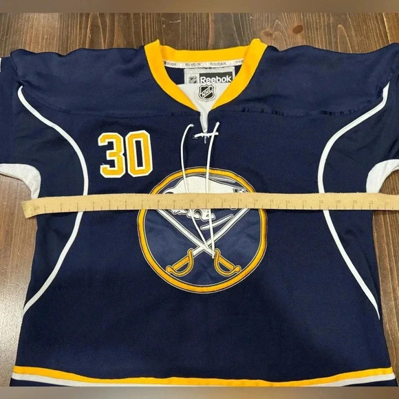 Ryan Miller Buffalo Sabres Vintage NHL Hockey Jersey - Picture 14 of 14